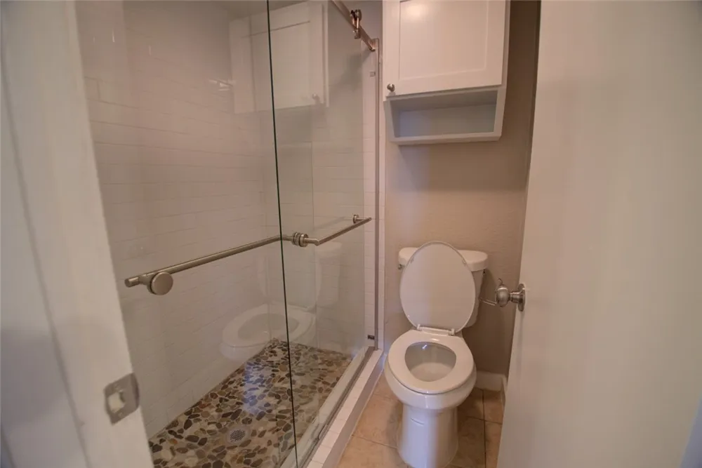 1306 Norwalk Lane #201 Austin, TX 78703