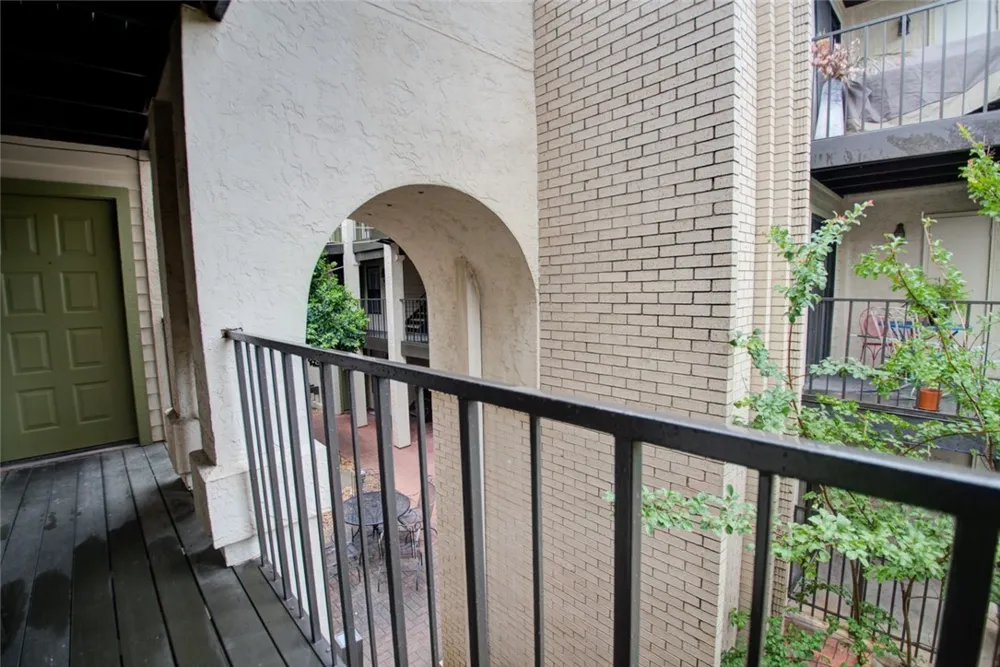 1306 Norwalk Lane #201 Austin, TX 78703