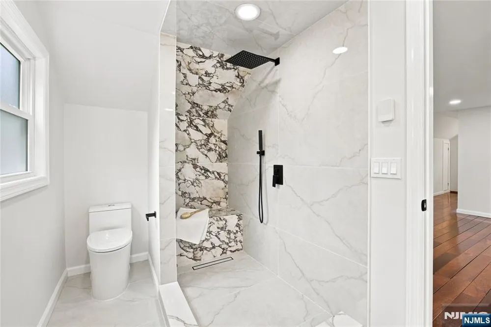 43 Linden Terrace Leonia, NJ 07605