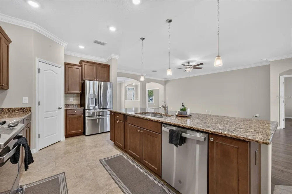 4650 SHENANDOAH RIVER TRAIL Leesburg, FL 34748