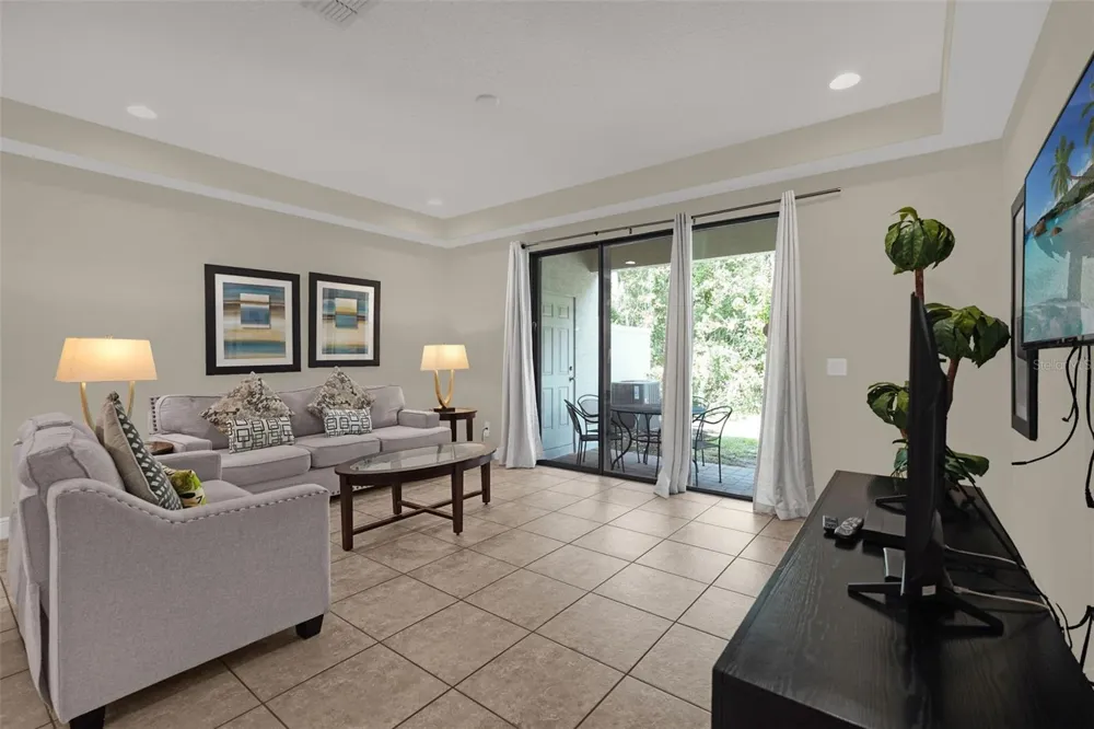 8095 BROOKSVILLE DRIVE Davenport, FL 33896