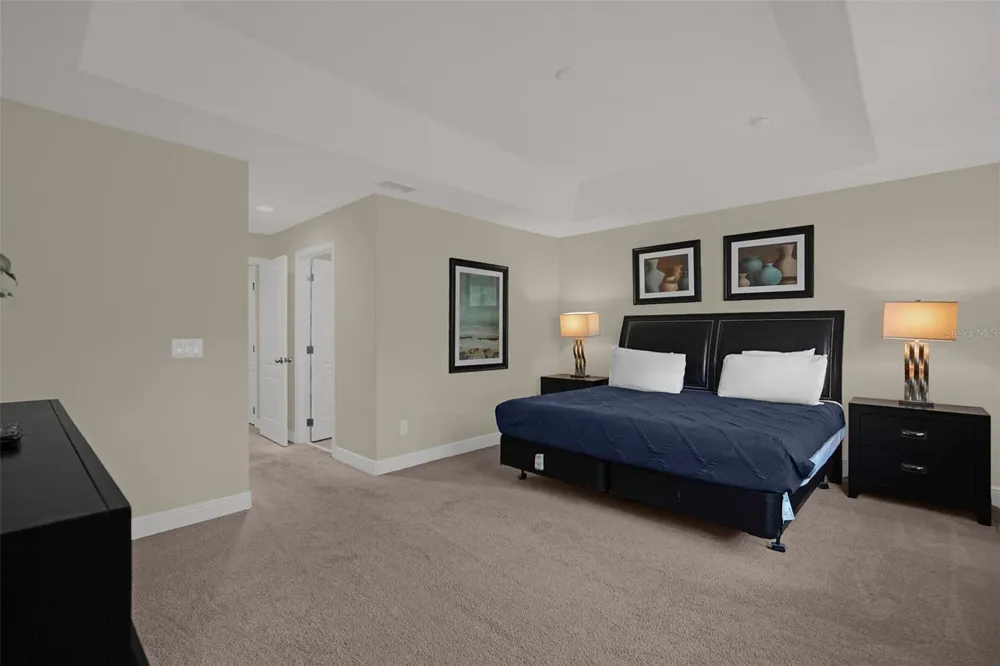 8095 BROOKSVILLE DRIVE Davenport, FL 33896
