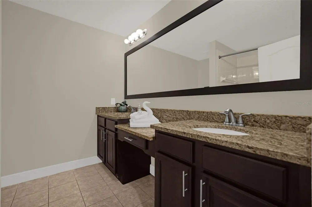 8095 BROOKSVILLE DRIVE Davenport, FL 33896