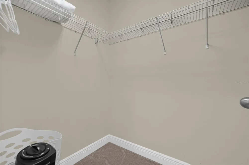 8095 BROOKSVILLE DRIVE Davenport, FL 33896