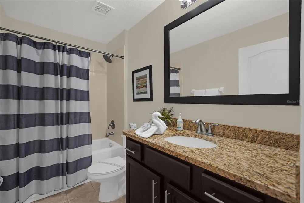 8095 BROOKSVILLE DRIVE Davenport, FL 33896