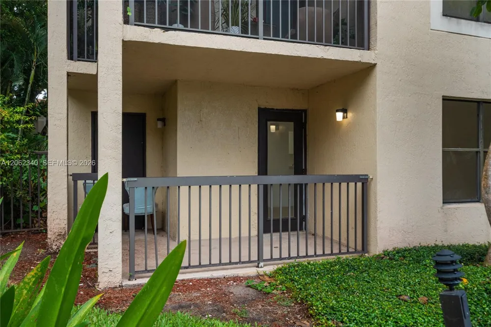 4241 W Mcnab Rd #11 Pompano Beach, FL 33069