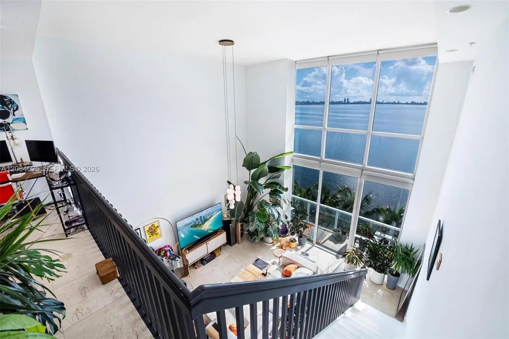 665 NE 25th St #403 Miami, FL 33137