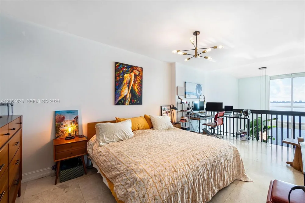665 NE 25th St #403 Miami, FL 33137