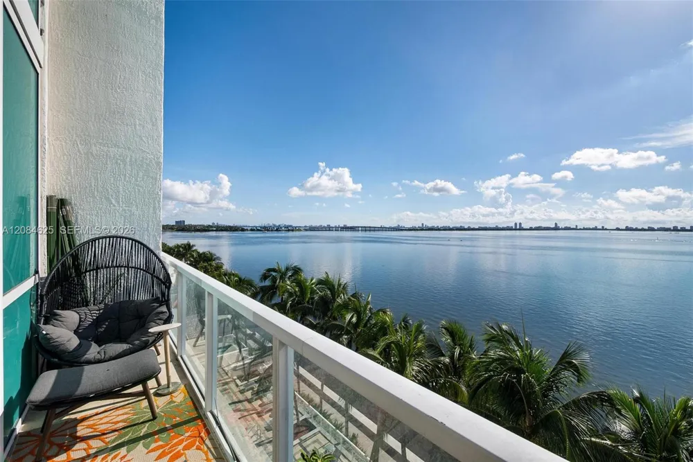 665 NE 25th St #403 Miami, FL 33137