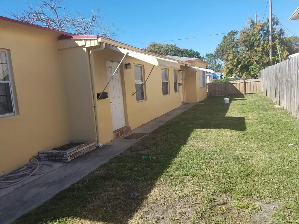 1907 Cleveland Street Hollywood, FL 33020