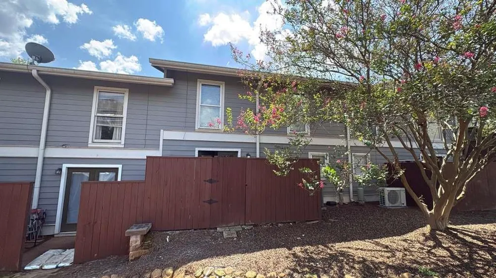5011 Meadow Lane Marietta, GA 30068
