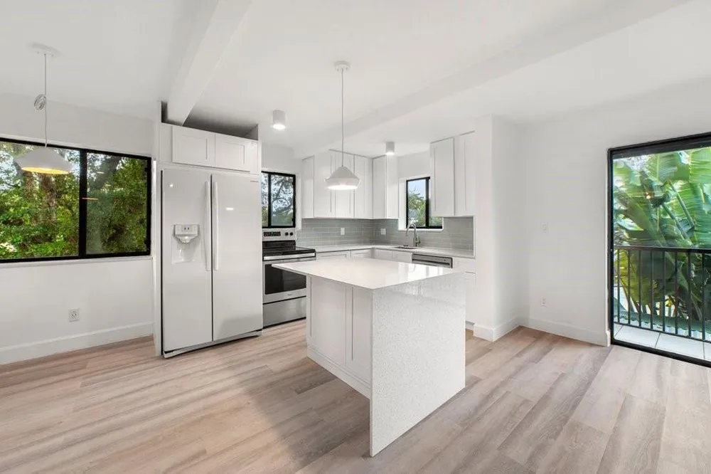 1125 S FLAGLER AVENUE #515 Pompano Beach, FL 33060