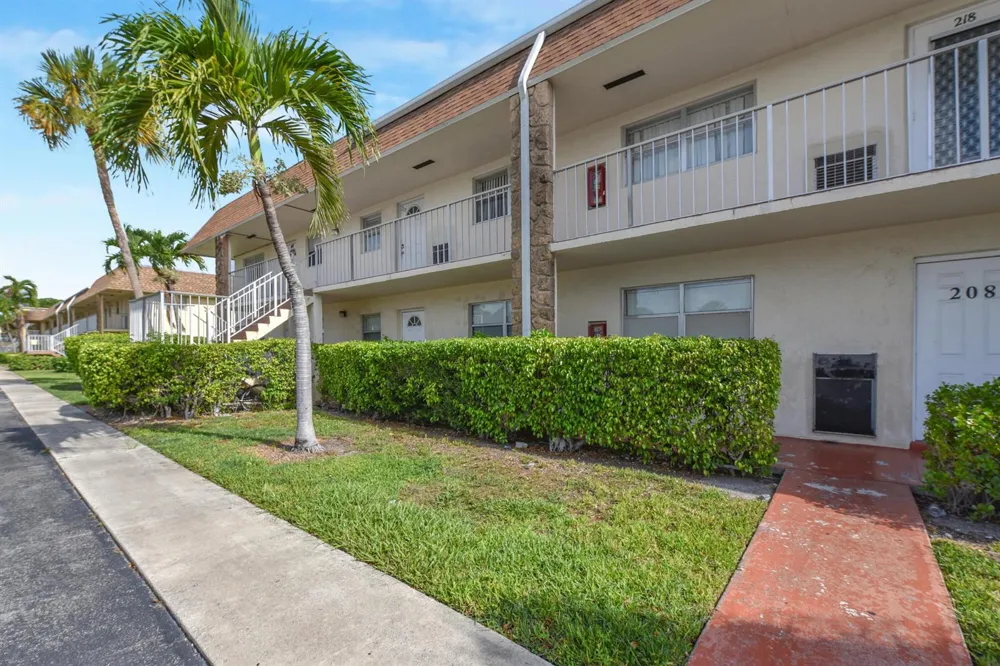 9851 Sandalfoot Boulevard #210 Boca Raton, FL 33428