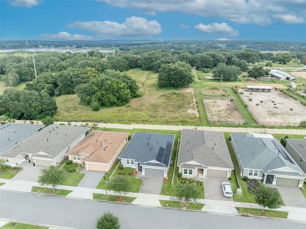 134 SILVER MAPLE ROAD Groveland, FL 34736