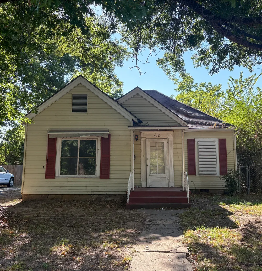 418 12th Muskogee, OK 74401