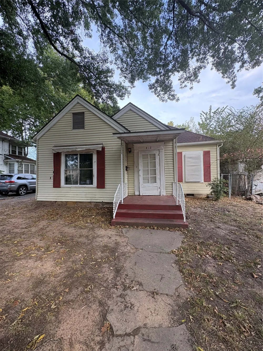 418 12th Muskogee, OK 74401