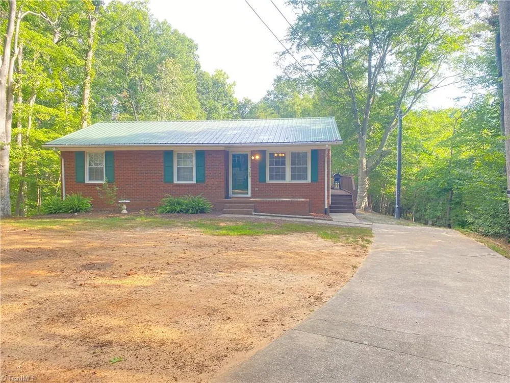 1045 Haywood Street Eden, NC 27288
