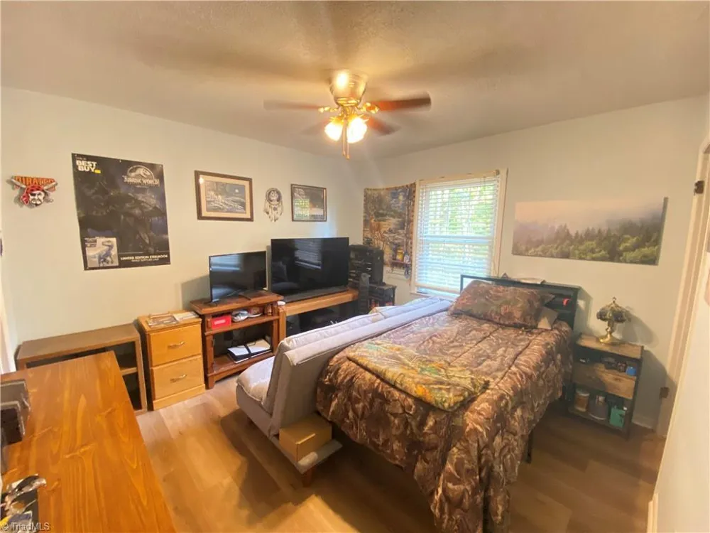 1045 Haywood Street Eden, NC 27288