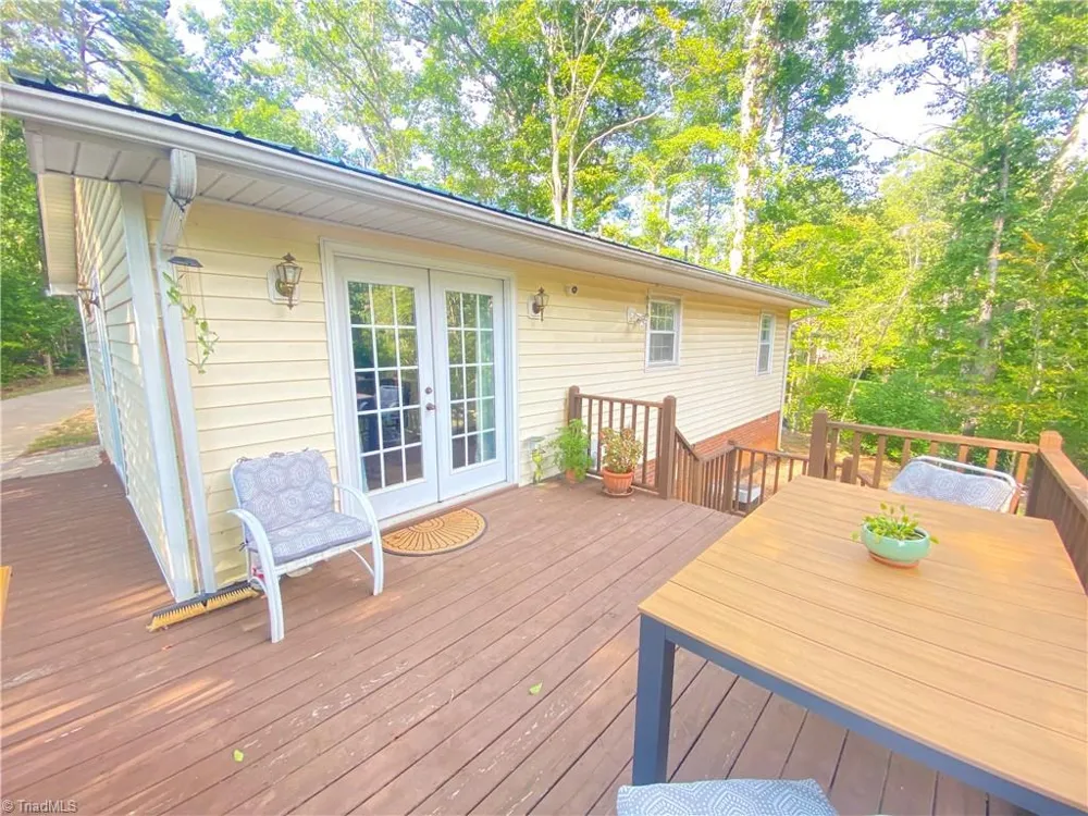 1045 Haywood Street Eden, NC 27288