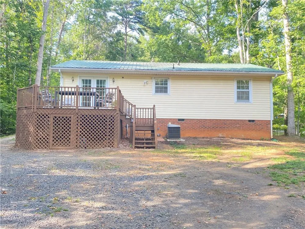 1045 Haywood Street Eden, NC 27288