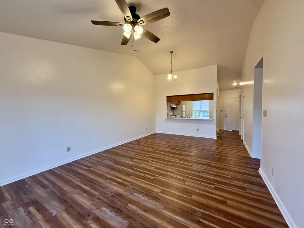 320 Woodberry Drive Danville, IN 46122