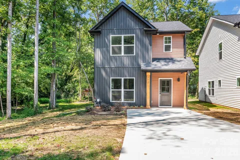 112 Yadkin Avenue