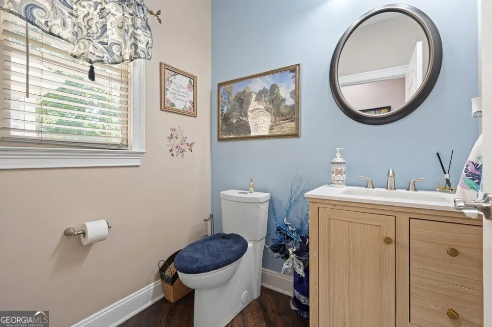 21 Rocky CIR NE White, GA 30184