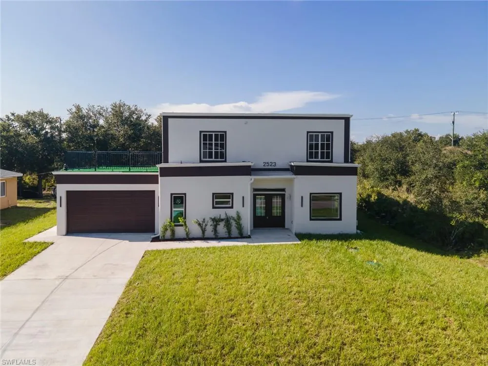 2523 69th Street W Lehigh Acres, FL 33971