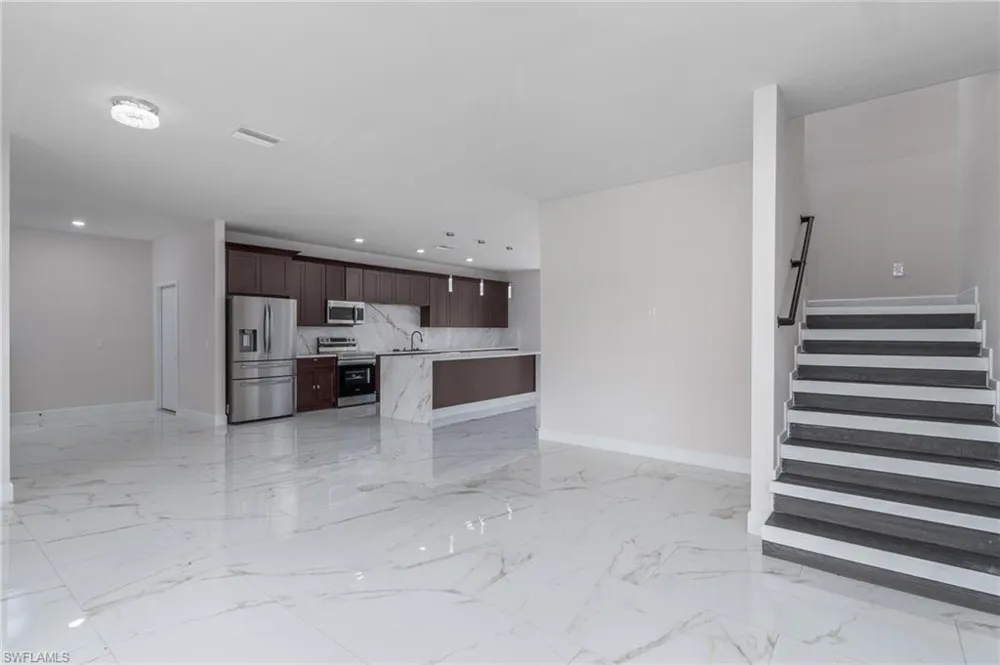 2523 69th Street W Lehigh Acres, FL 33971