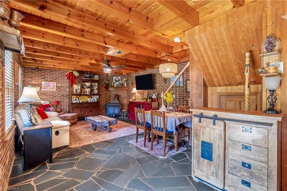 1514 Gopher Woods Road Asheboro, NC 27205
