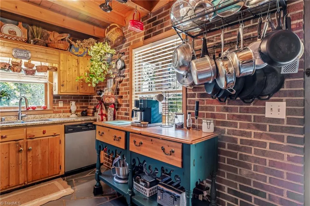 1514 Gopher Woods Road Asheboro, NC 27205
