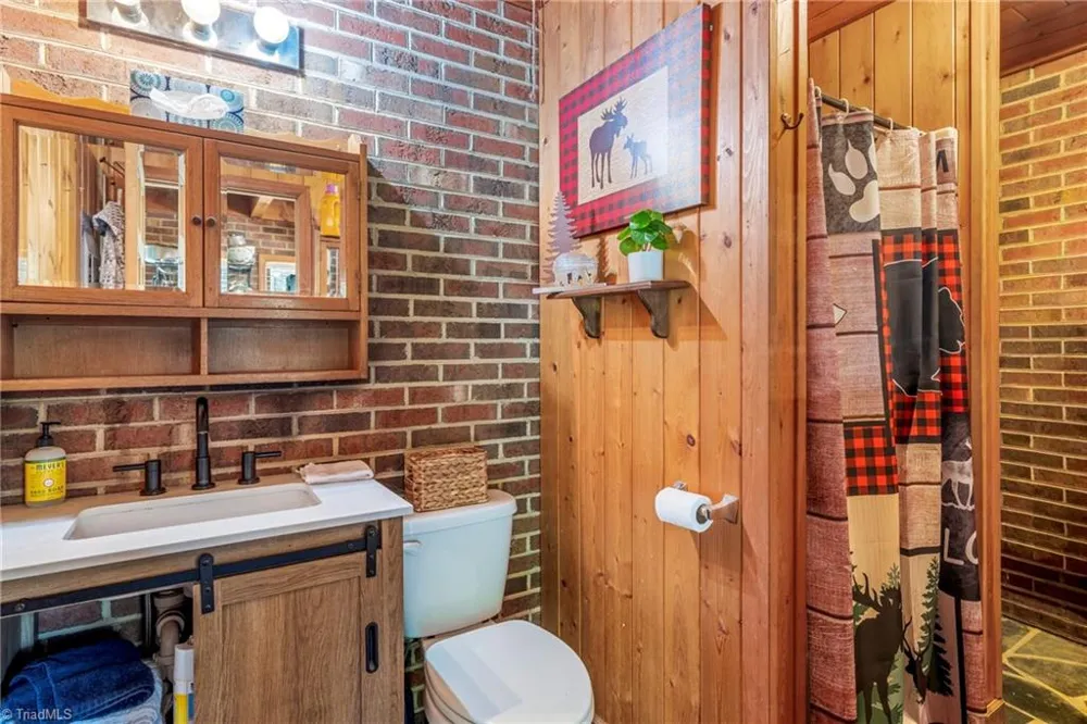 1514 Gopher Woods Road Asheboro, NC 27205