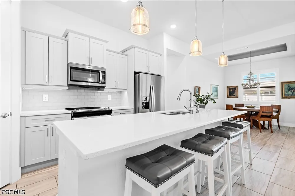 SW 11th Terrace Cape Coral, FL 33991