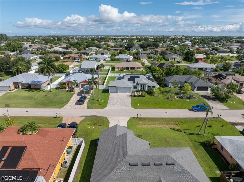 SW 11th Terrace Cape Coral, FL 33991