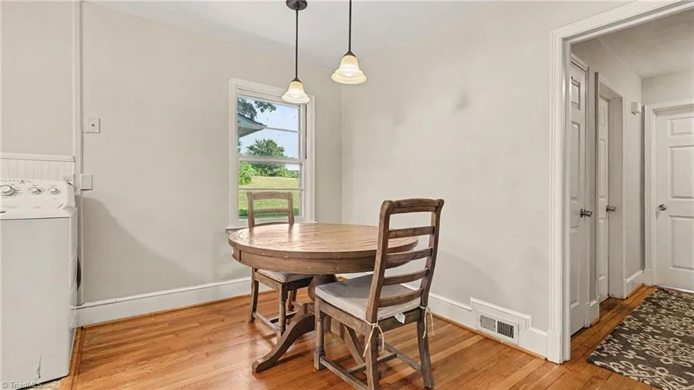 4129 High Point Road Winston-Salem, NC 27107