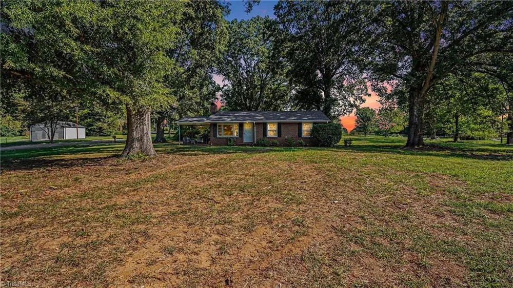 4129 High Point Road Winston-Salem, NC 27107