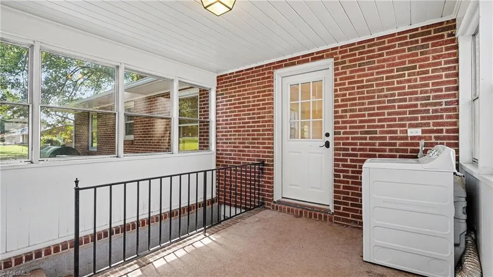 4129 High Point Road Winston-Salem, NC 27107