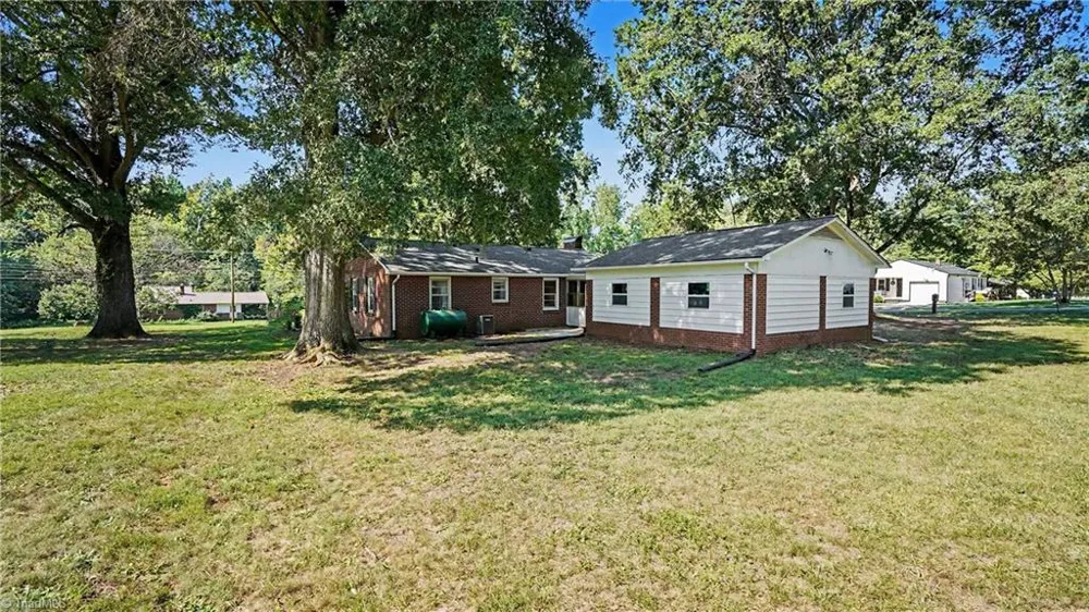 4129 High Point Road Winston-Salem, NC 27107