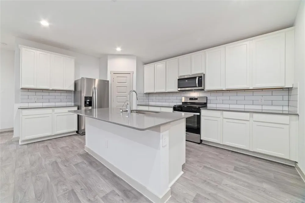 7207 Sunbreeze Lane Rosenberg, TX 77469
