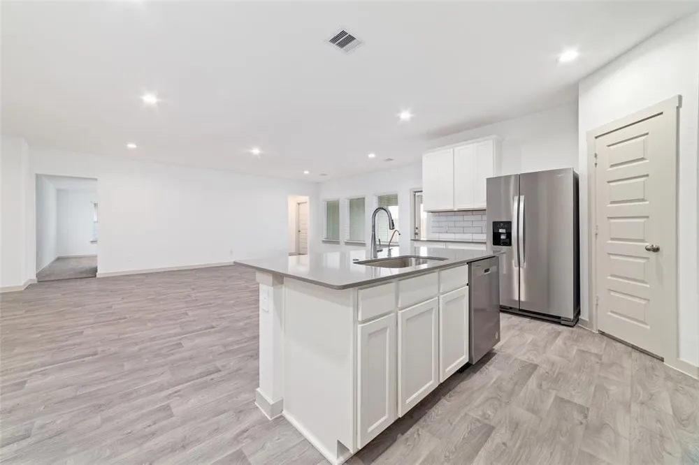 7207 Sunbreeze Lane Rosenberg, TX 77469
