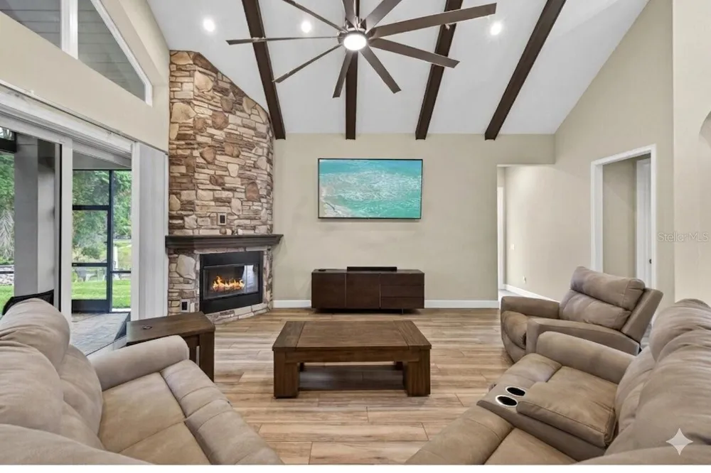 1208 SUNSET LANE Lutz, FL 33549