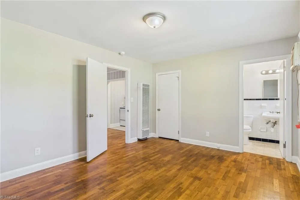 215 Mciver Street #D Greensboro, NC 27403