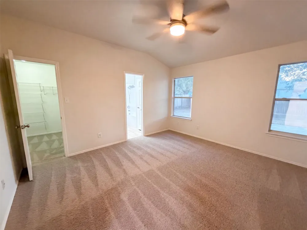 1107 Burgess Drive Leander, TX 78641