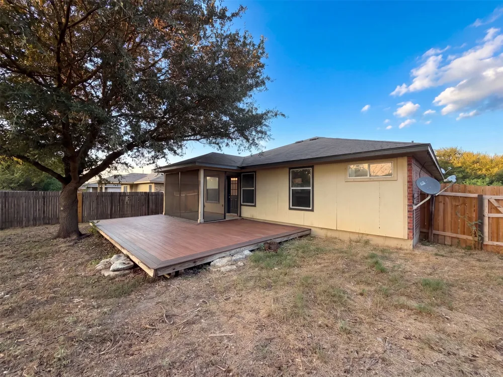 1107 Burgess Drive Leander, TX 78641