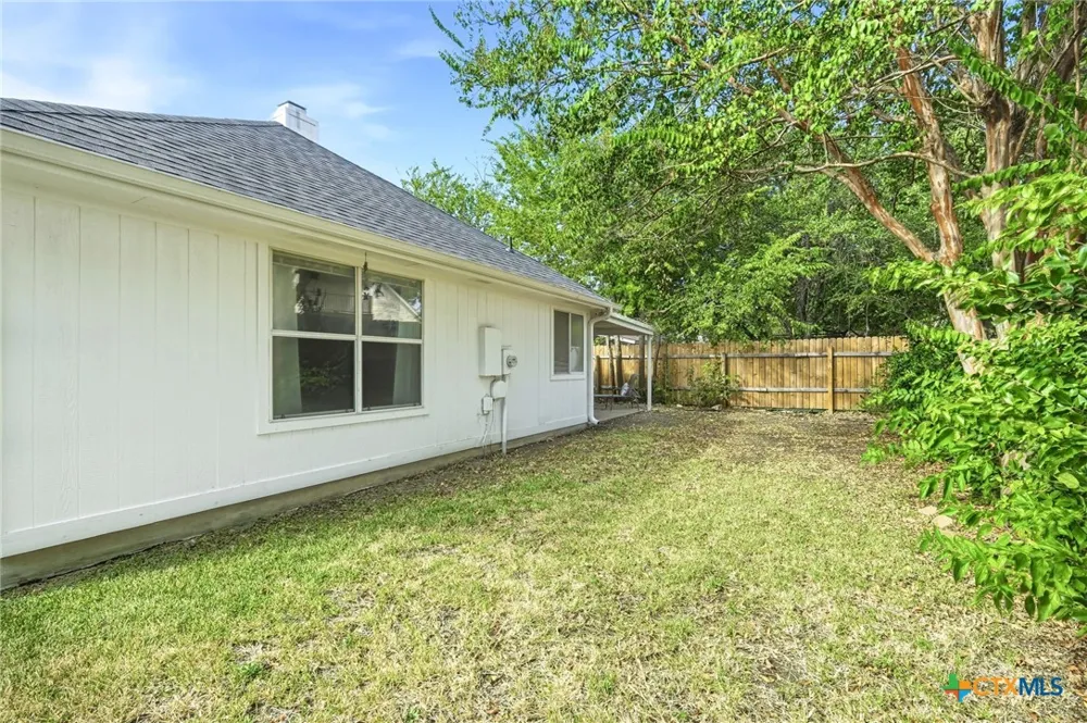 1514 White Oak Loop Round Rock, TX 78681