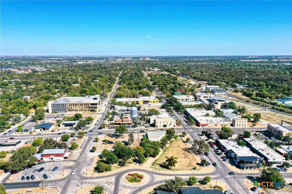 1514 White Oak Loop Round Rock, TX 78681