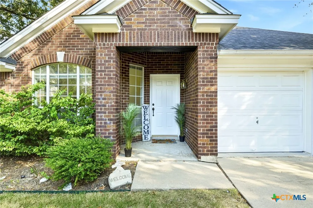 1514 White Oak Loop Round Rock, TX 78681