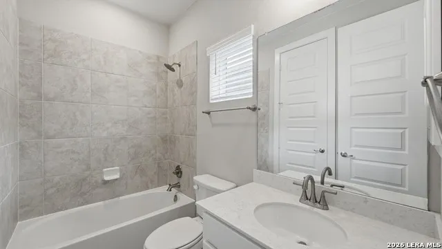 3314 Jons Way Marion, TX 78124