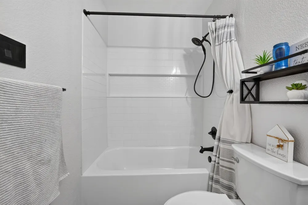 9228 Jason Drive White Settlement, TX 76108