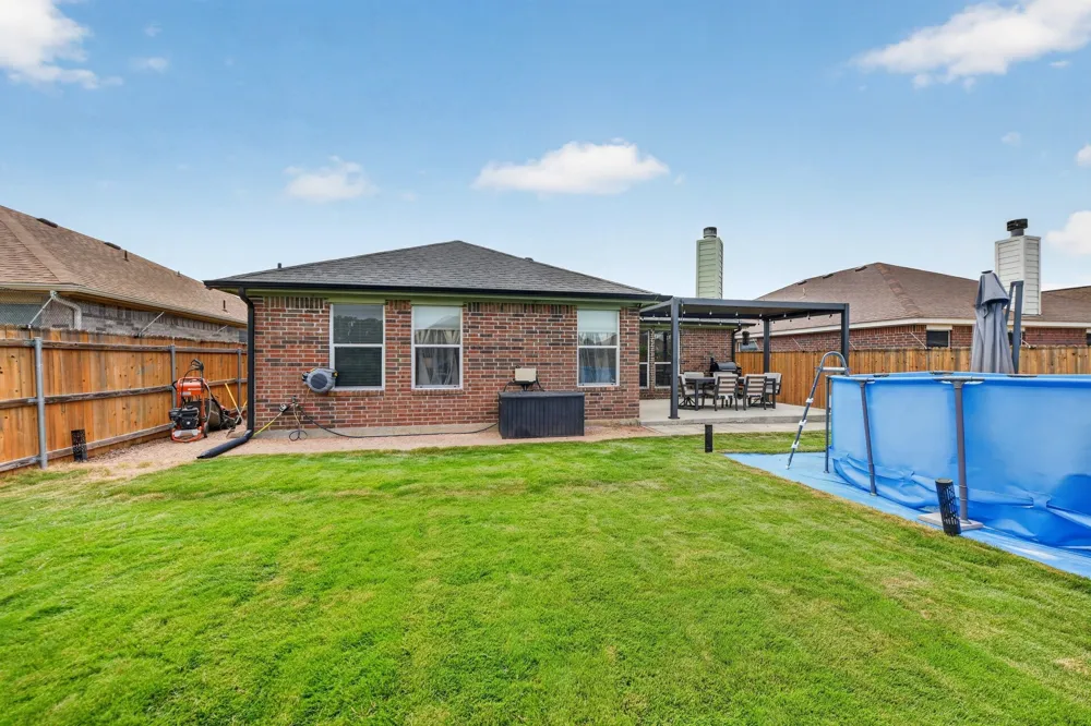 9228 Jason Drive White Settlement, TX 76108
